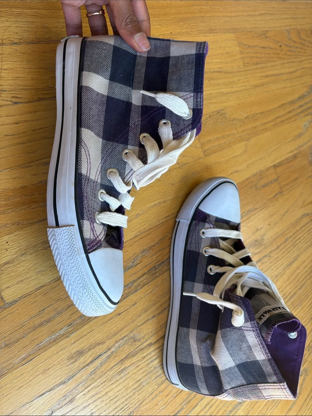 Airwalk Purple Plaid High-Top Sneakers with White Soles Size 8.5